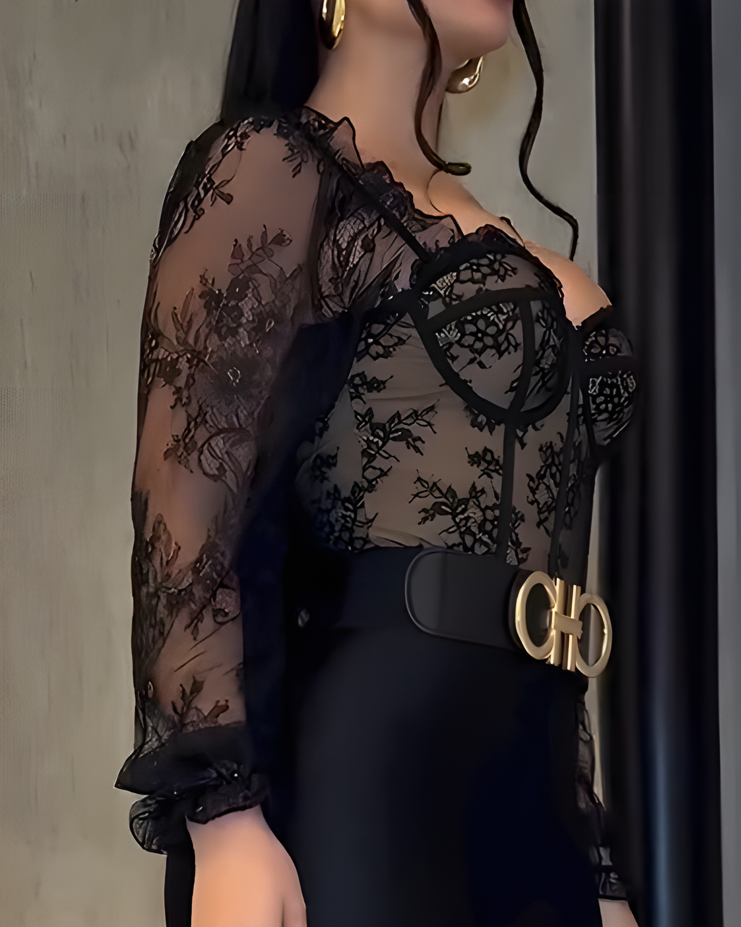 Sexy Long-Sleeved Mesh Lace Corset Top