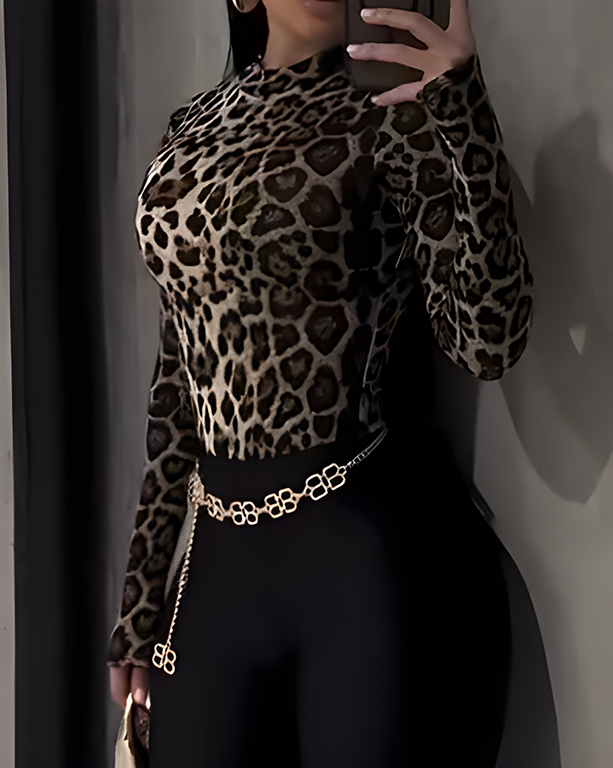 Women's Long-Sleeved Leopard Print Top